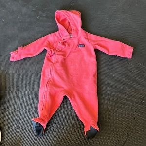 Patagonia pink winter outfit 0-3 months